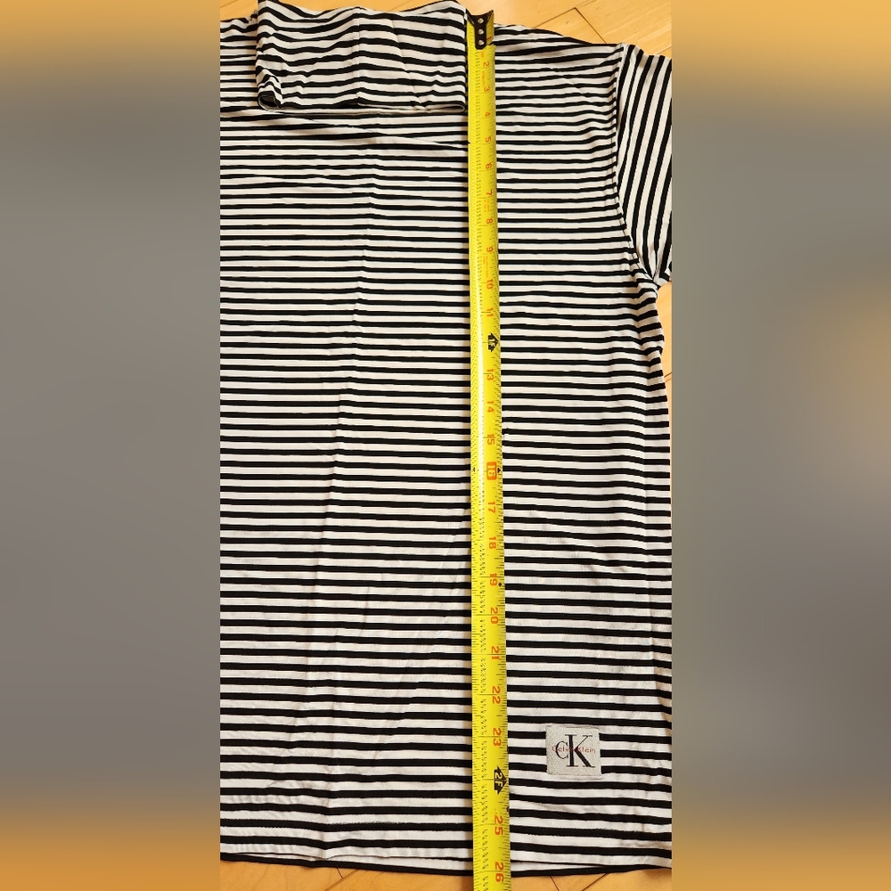 CALVIN KLEIN Men's vintage blk/wht striped turtleneck in L - Picture 9 of 12